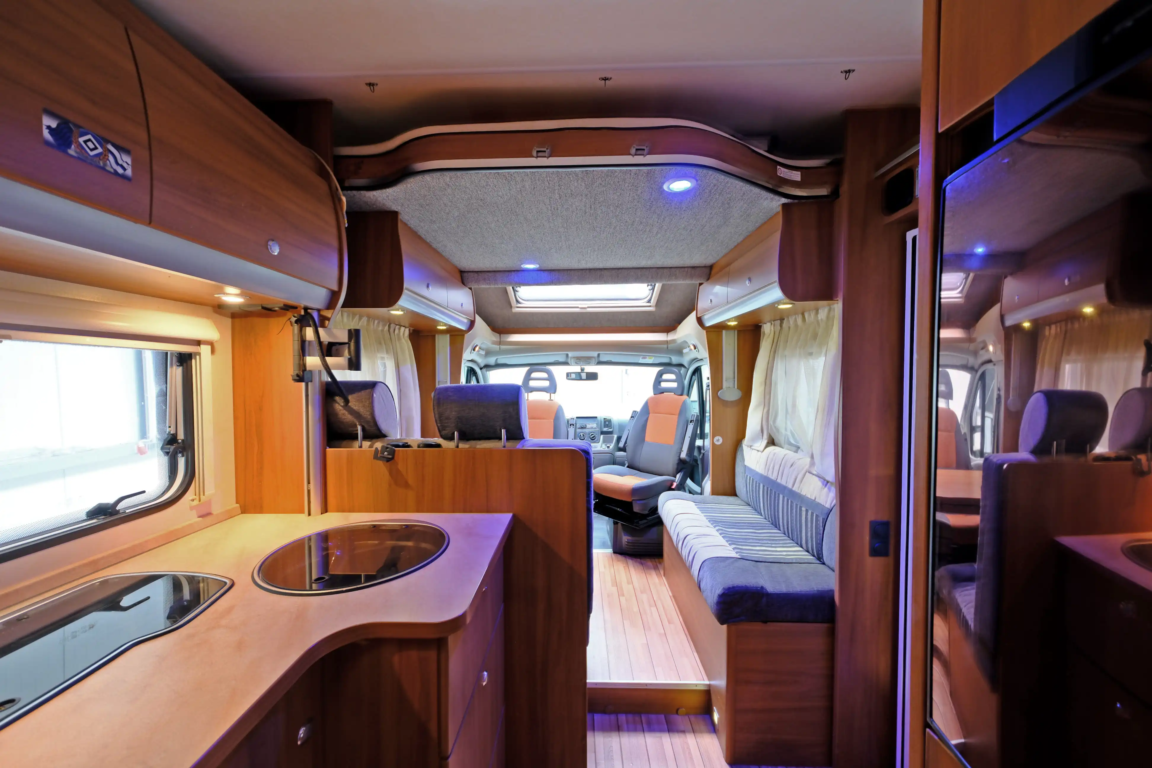 KNAUS SKY WAVE 650 MF - Ansicht 8